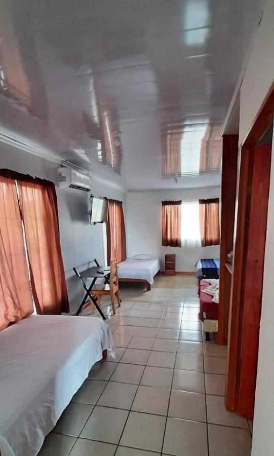 Apartamentos Villa Arenal #3 La Fortuna Buitenkant foto